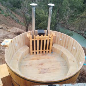 Tinaja de Madera Revestida en Fibra Capacidad 10 Personas