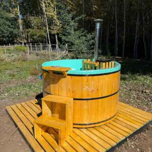 Tinaja de madera Revestida en fibra Modelo Redonda capacidad 6-7 personas